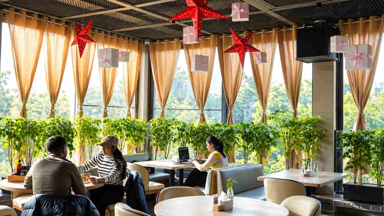 Falaknuma Rooftop Restaurant