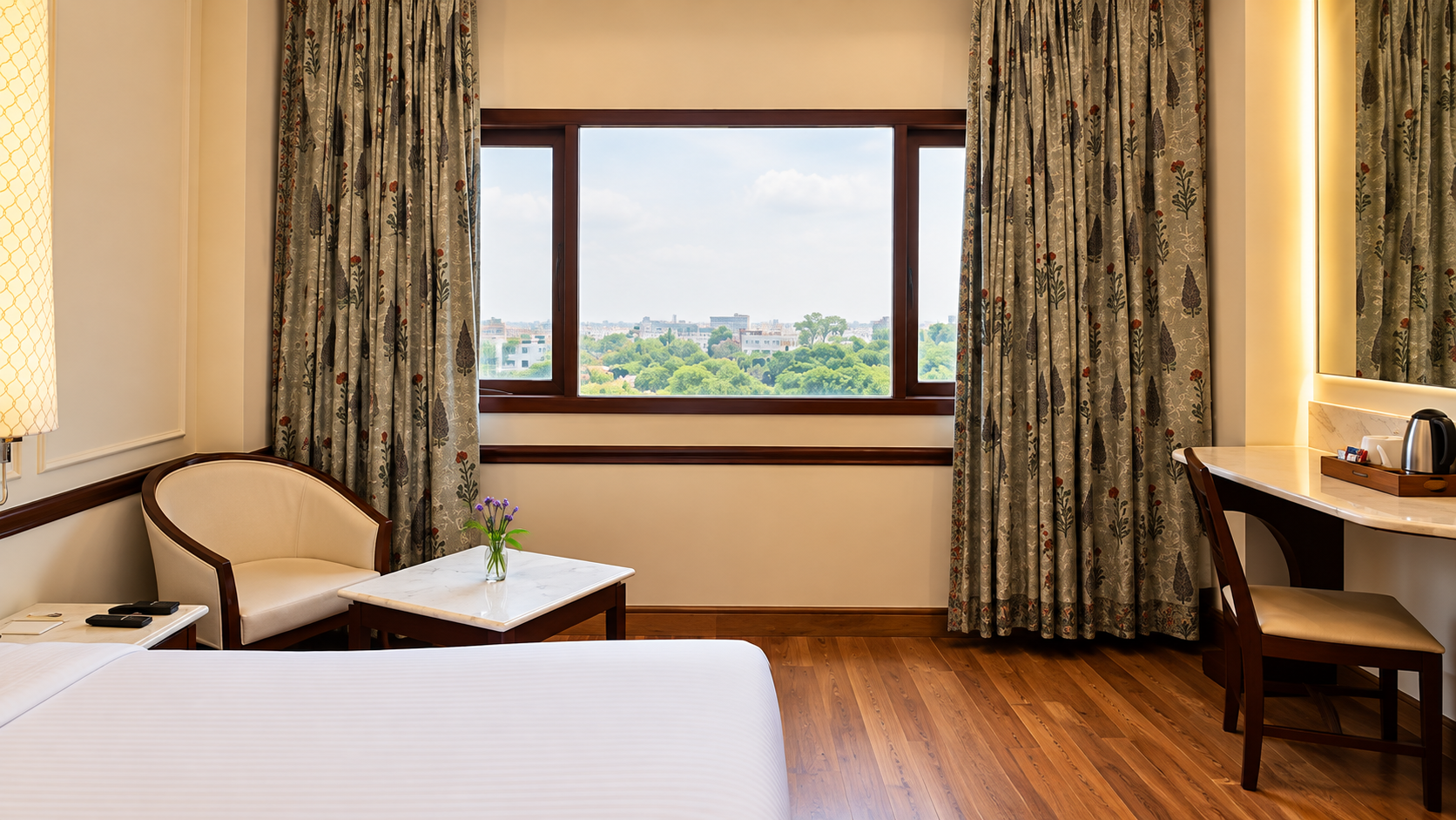 Deluxe King Bed Room