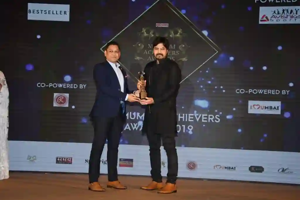 award-10