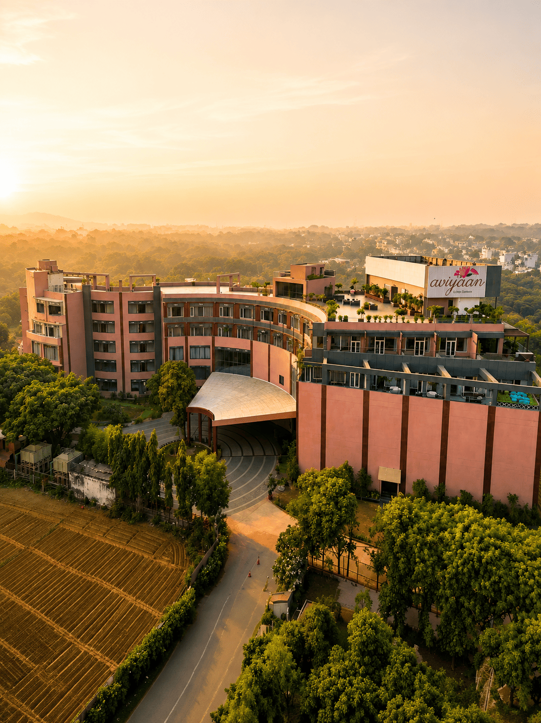 The Aviyaan Luxe Serenity – Lucknow